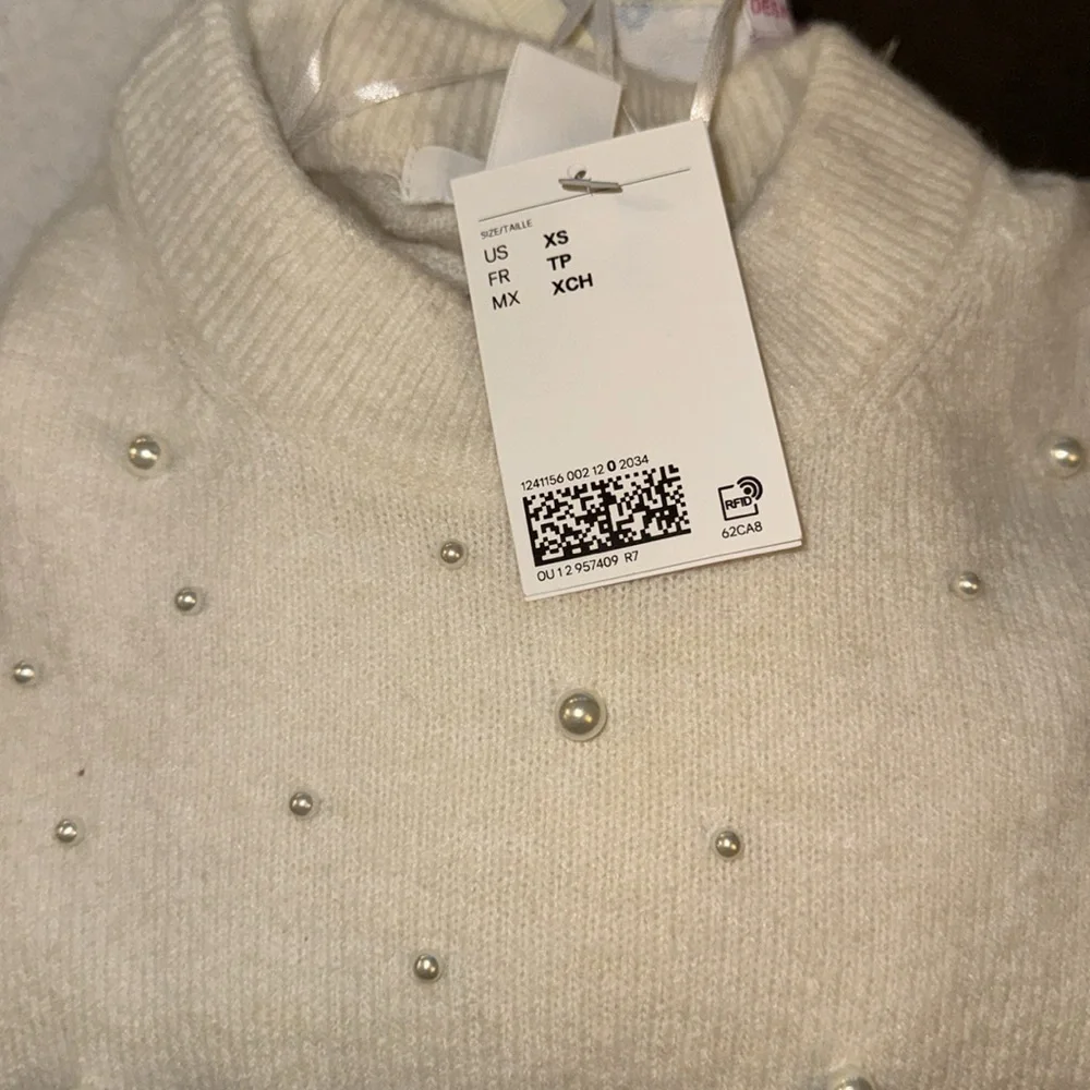New H&M MAMA 2-PIECE‎ EMBELLISHED SET